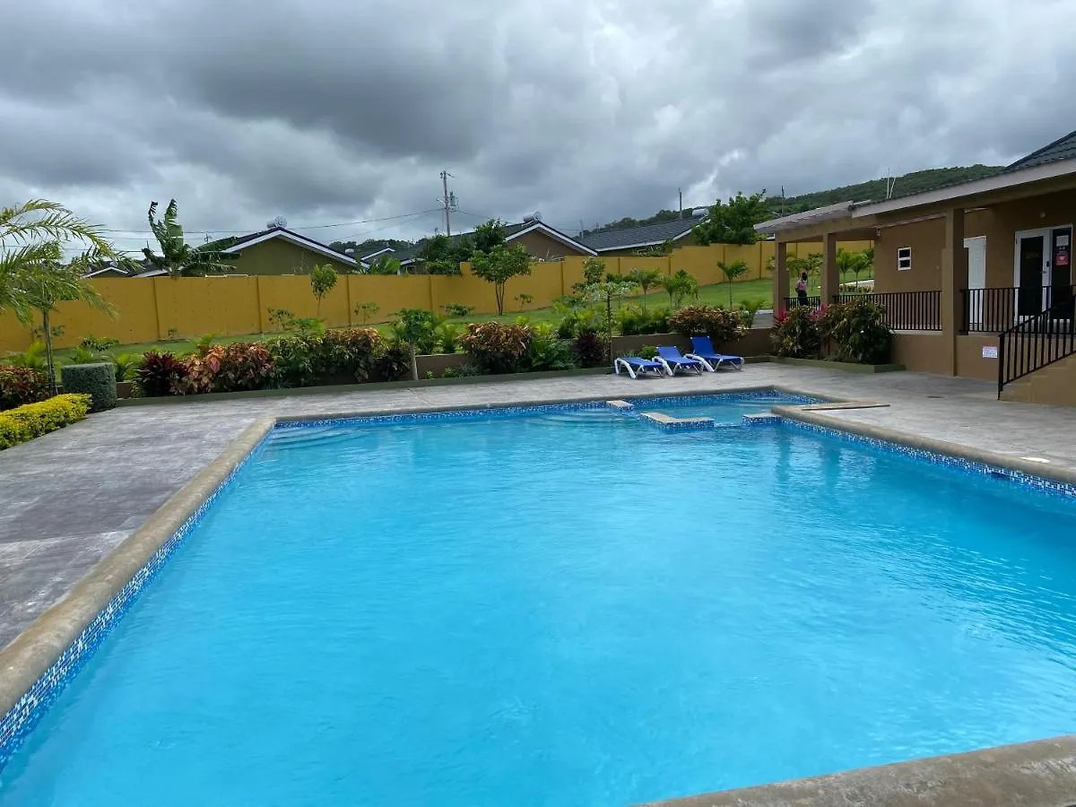 Florence Hall L&V Paradise Vacation Home With Pool And Gym בית נופש