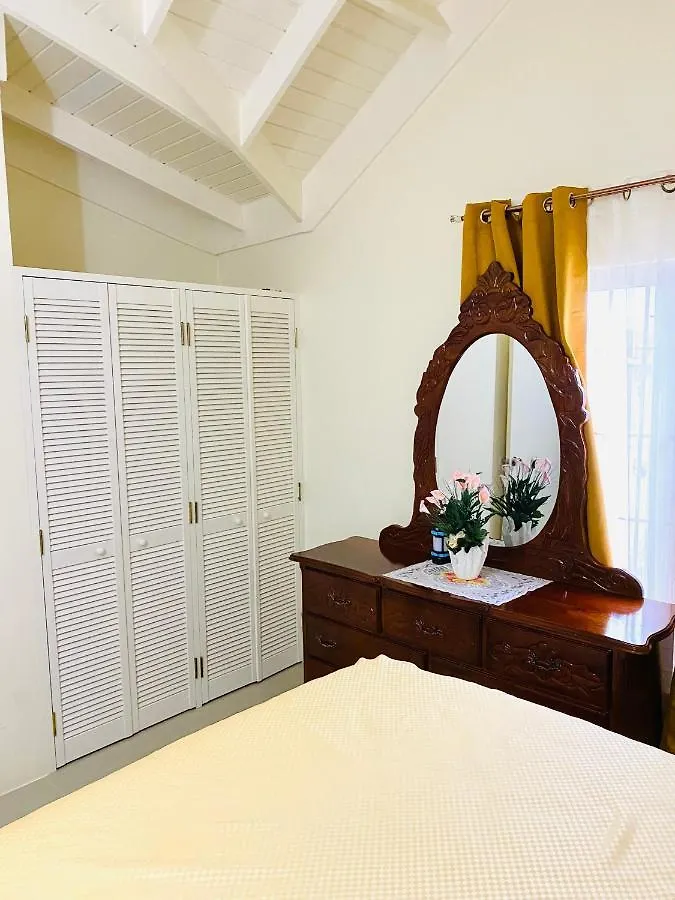 בית נופש Florence Hall L&V Paradise Vacation Home With Pool And Gym