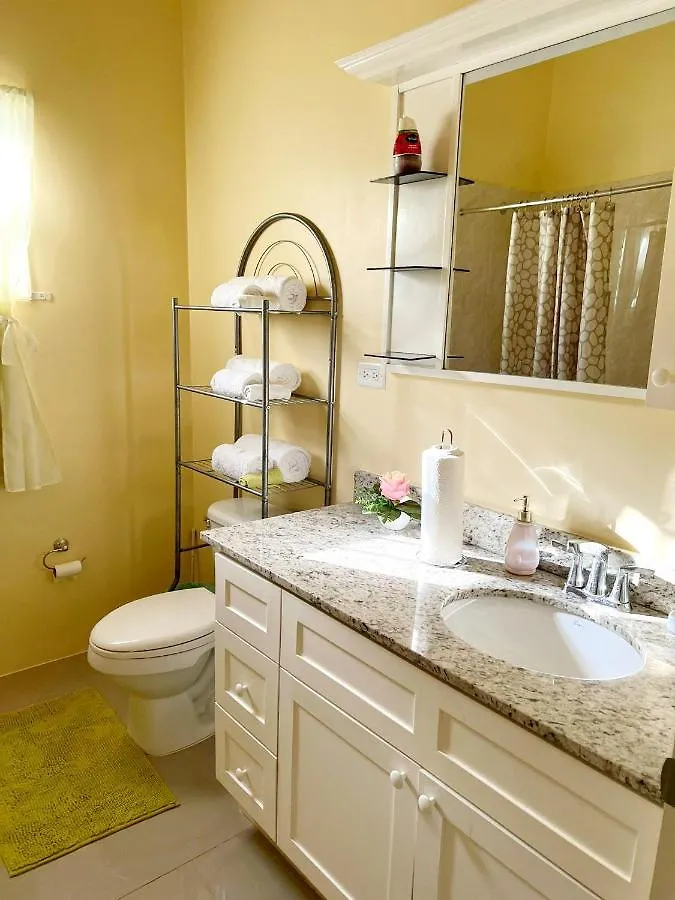 Florence Hall L&V Paradise Vacation Home With Pool And Gym בית נופש
