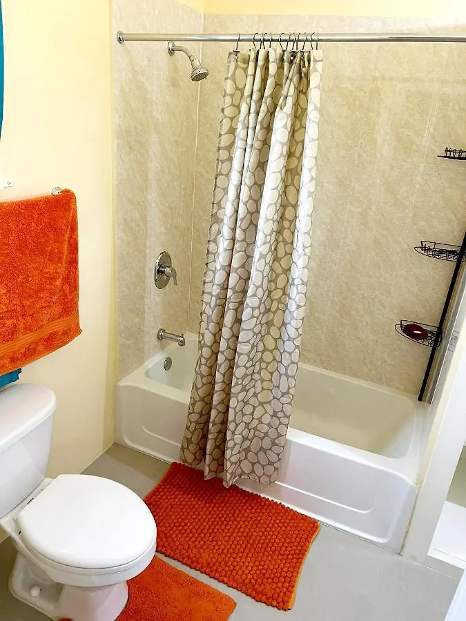 בית נופש Florence Hall L&V Paradise Vacation Home With Pool And Gym