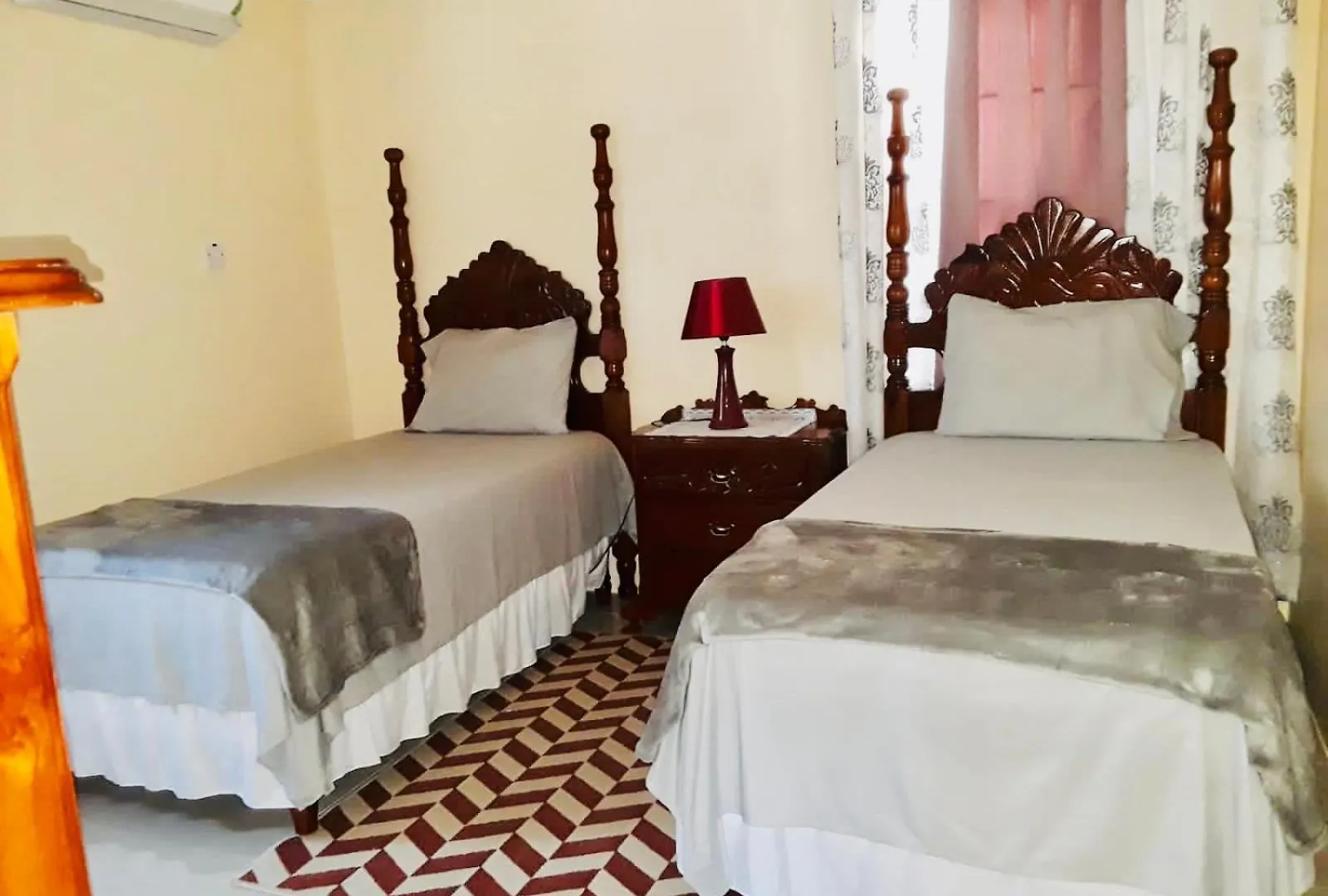 Florence Hall L&V Paradise Vacation Home With Pool And Gym בית נופש Florence Hall